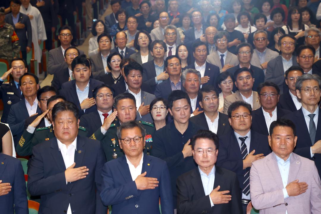 '제2회 강원특별자치도 도민의 날' 게시글의 사진(16) '2025-06-11 제2회 강원특별자치도 도민의 날 (15).jpg'