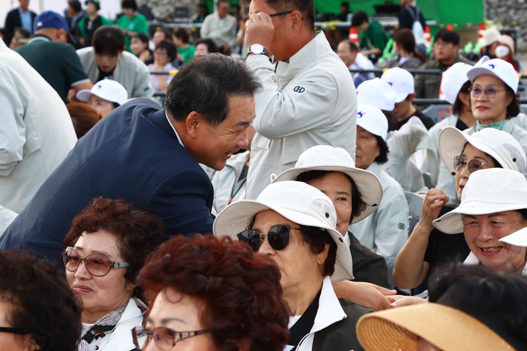 '제33회 강원특별자치도민생활체육대회 개회식' 게시글의 사진(3) '2025-09-26 제33회 강원특별자치도민생활체육대회 개회식 (3).jpg'