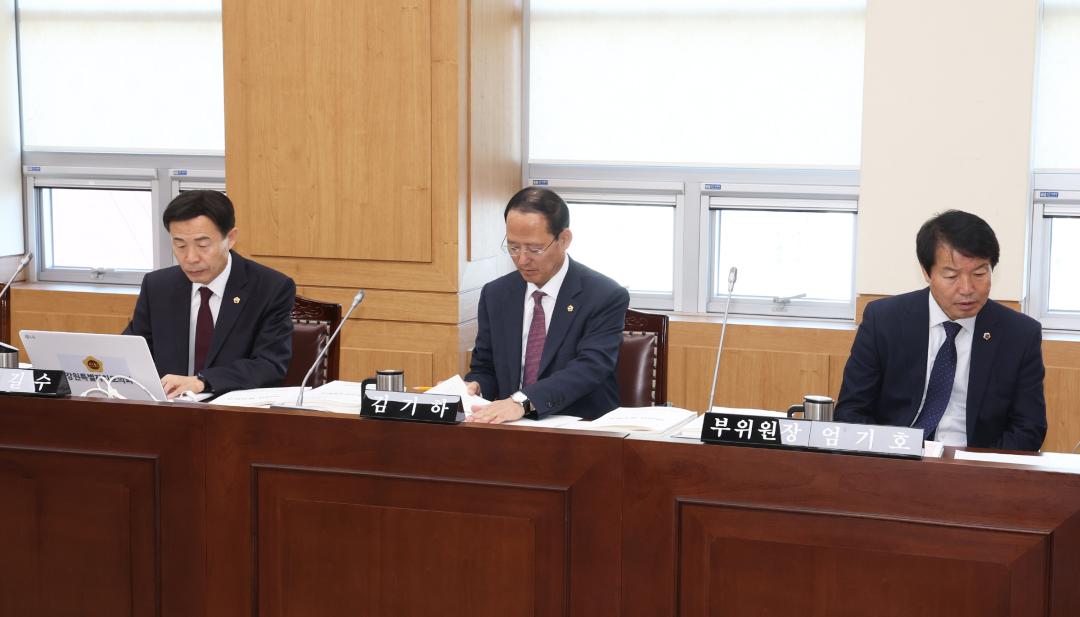 '제336회 제2차 교육위원회' 게시글의 사진(6) '2025-04-10 제336회 제2차 교육위원회 (6).jpg'