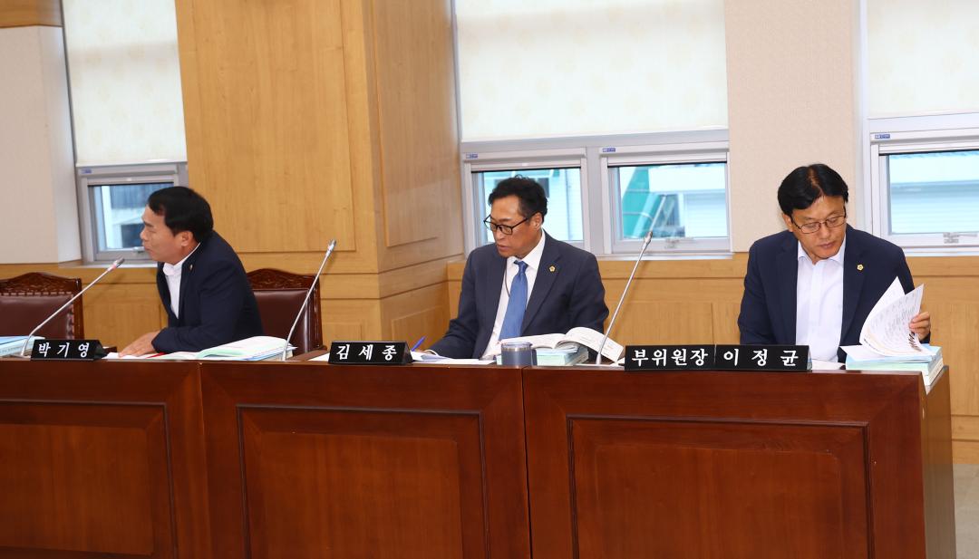 '제347회 제3차 기획안전소방위원회' 게시글의 사진(10) '2026-07-10 제347회 제3차 기획안전소방위원회 (10).jpg'