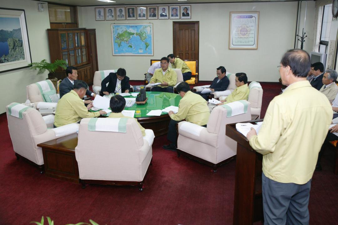 '긴급 의장단 회의' 게시글의 사진(4) '2006-07-26 긴급 의장단 회의 (4).JPG'