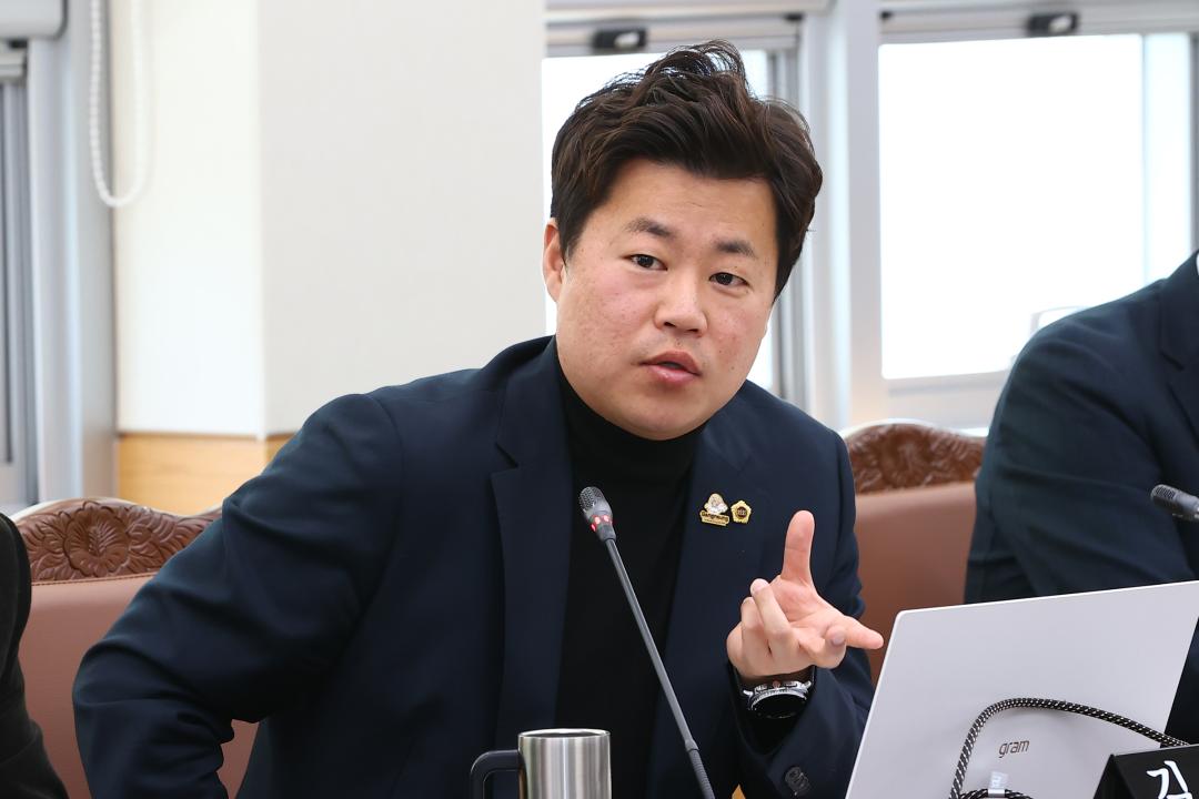 '2025년도 안전건설위원회 행정사무감사(건설교통국)' 게시글의 사진(41) '2025-11-07 2025년도 안전건설위원회 행정사무감사(건설교통국) (41).jpg'
