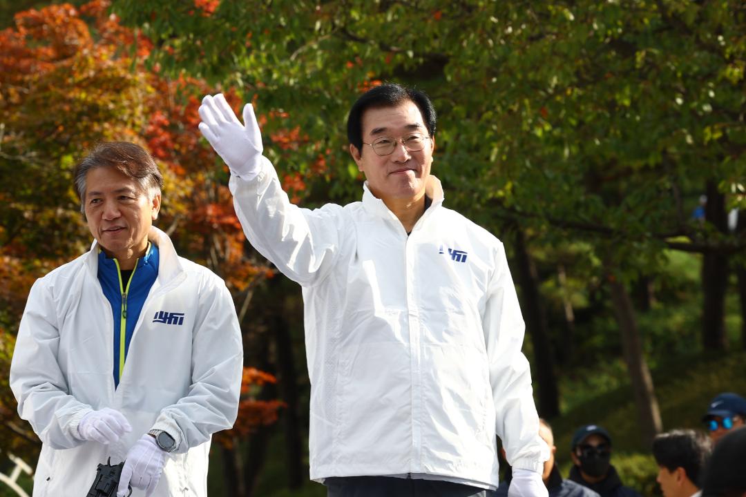 '2026 연합마라톤' 게시글의 사진(22) '2026-10-03 2026 연합마라톤 (22).jpg'