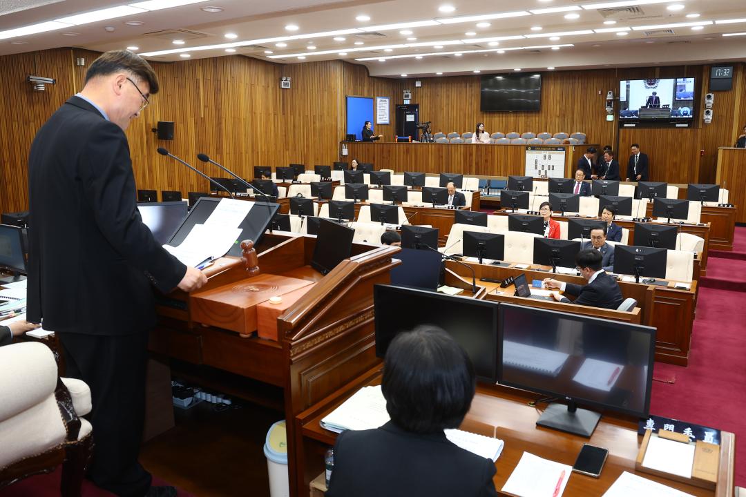 '제345회 제1차 예산결산특별위원회' 게시글의 사진(16) '2026-04-27 제345회 제1차 예산결산특별위원회 (18).jpg'