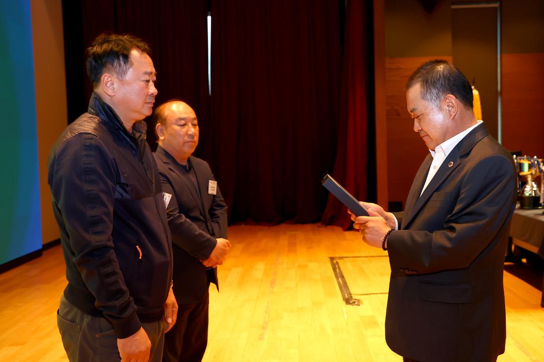 '제107회 전국동계체육대회 강원특별자치도 선수단 유공자 시상식' 게시글의 사진(23) '2026-03-31 제107회 전국동계체육대회 강원특별자치도 선수단 유공자 시상식 (23).jpg'