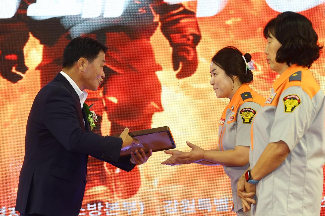 '제11회 도 의용소방대 소방기술 경연대회 개회식' 게시글의 사진(29) '2025-09-24 제11회 도 의용소방대 소방기술 경연대회 개회식 (30).jpg'
