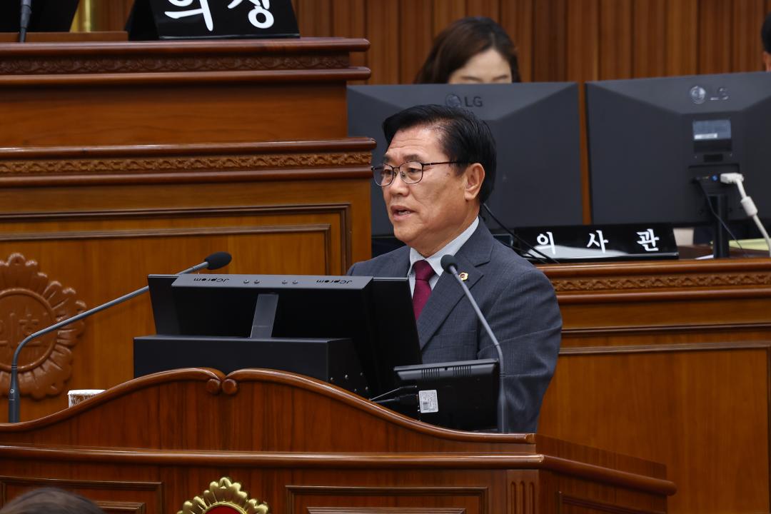 '제344회 제2차 본회의(2026년도 제1회 도정 및 교육행정에 관한 질문)' 게시글의 사진(79) '2026-04-02 제344회 제2차본회의(2026년도 제1회 도정 및 교육행정에 관한 질문) (79) 홍성기 의원.jpg'