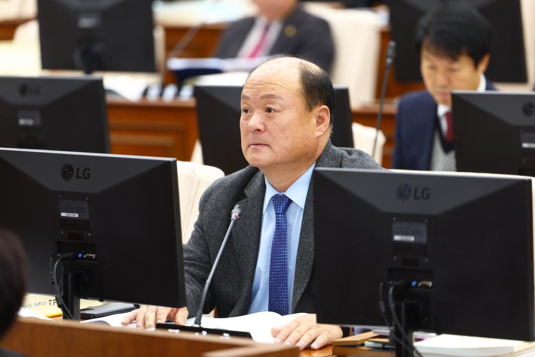 '제342회 제2차 예산결산특별위원회' 게시글의 사진(12) '2025-12-02 제342회 제2차 예산결산특별위원회 (12).jpg'