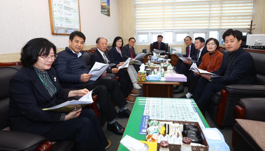 '제344회 제1차 예산결산특별위원회' 게시글의 사진(3) '2026-04-01 제344회 제1차 예산결산특별위원회 (3).jpg'