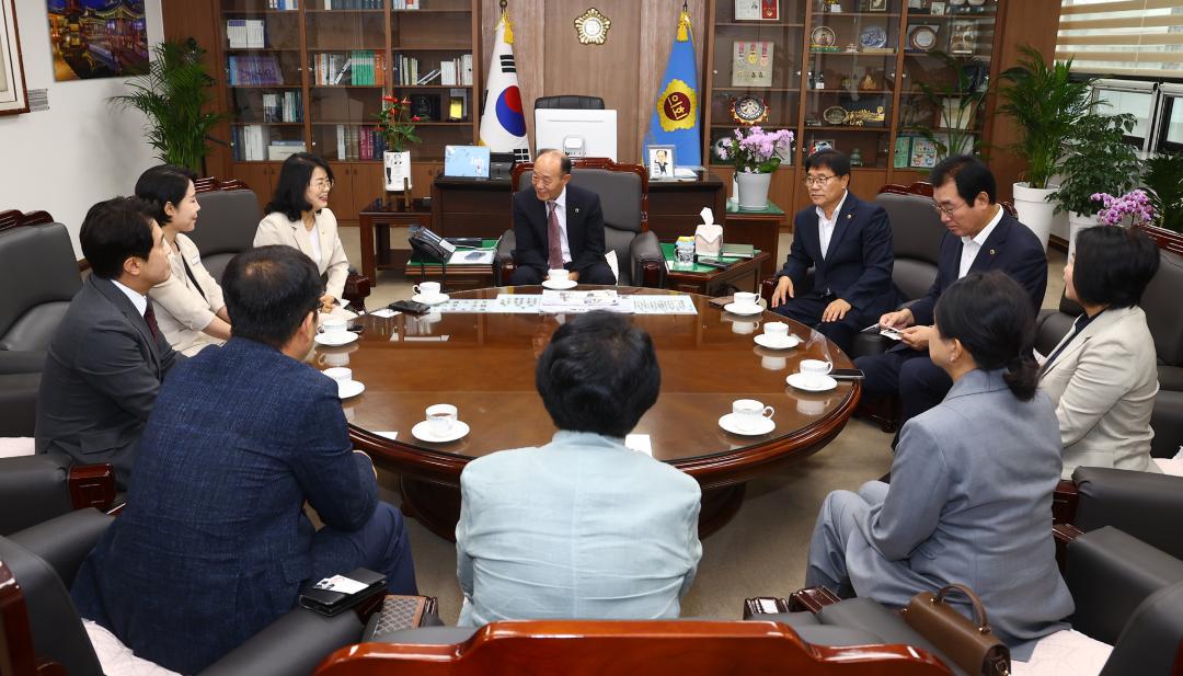 '강원특별자치도의회방문(춘천시의회)' 게시글의 사진(5) '2026-07-28 강원도의회방문(춘천시의회) (5).jpg'