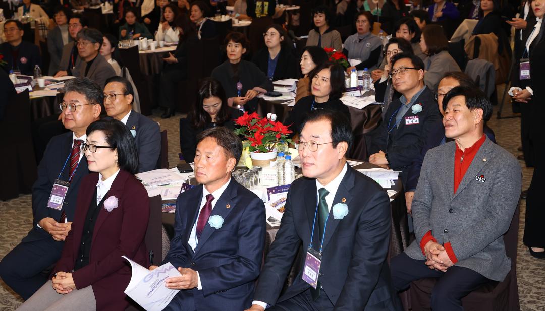 '2025 강원여성경영인대회' 게시글의 사진(19) '2025-11-27 2025 강원여성경영인대회 (19).jpg'