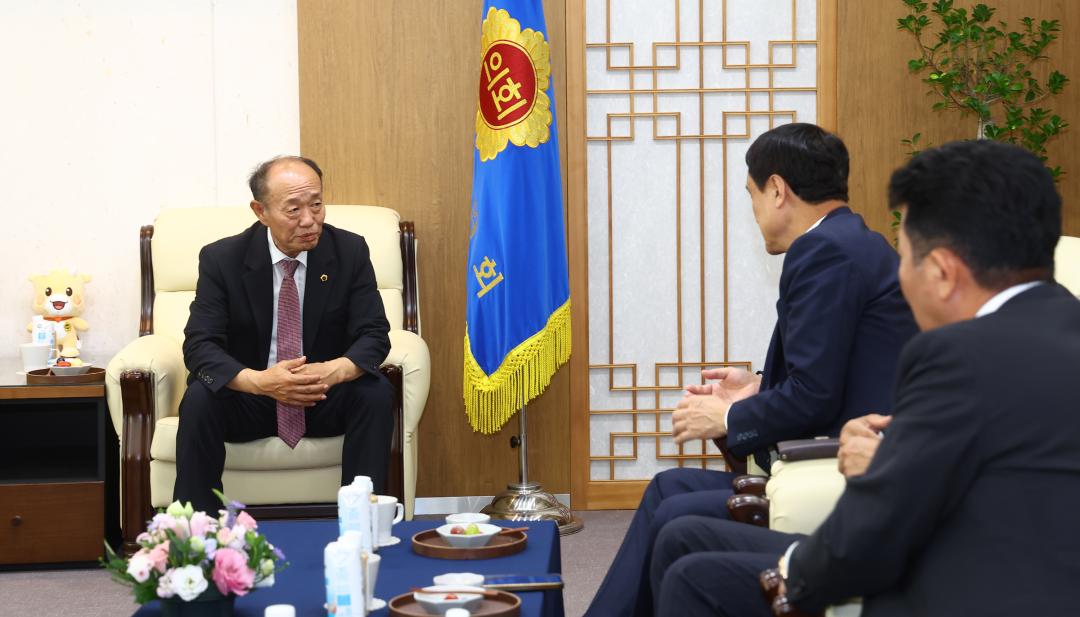 '대한민국시도의회의장협의회 2026년 제6차 임시회' 게시글의 사진(8) '2026-09-29 대한민국시도의회의장협의회 2026년 제6차 임시회 (7).jpg'