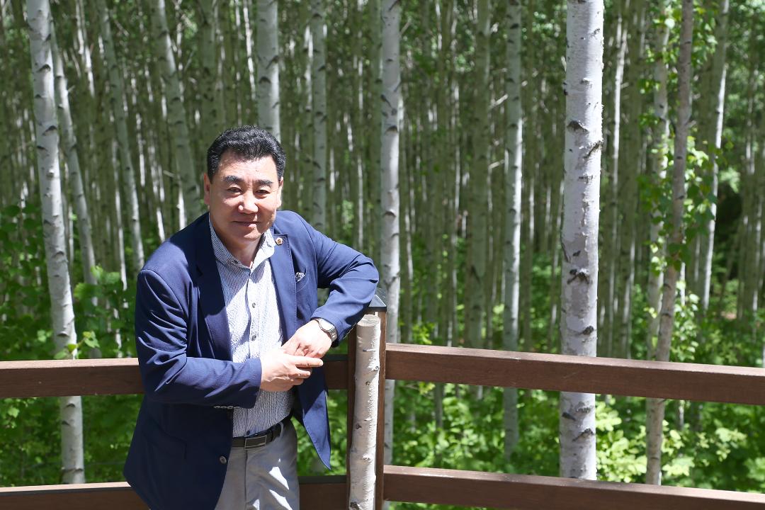 '제281회 농림수산위원회 현지시찰(인제 산불현장 및 산림생태관광지)' 게시글의 사진(11) '2019-05-21 제281회 농림수산위원회 현지시찰(인제 산불현장 및 산림생태관광지) (11).jpg'