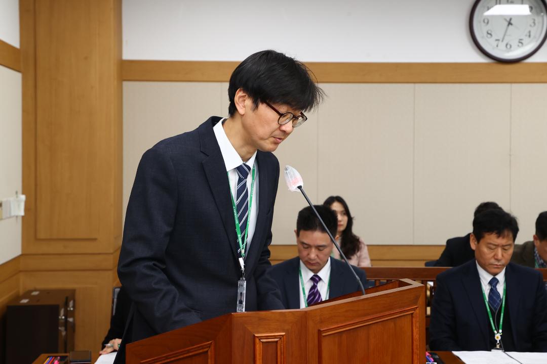 '제335회 제1차 의회운영위원회' 게시글의 사진(5) '2025-03-05 제335회 제1차 의회운영위원회 (5).jpg'