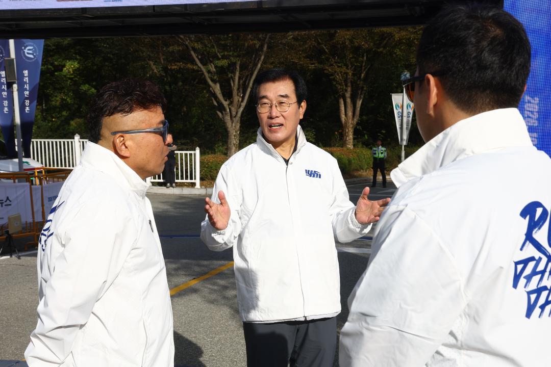 '2026 연합마라톤' 게시글의 사진(19) '2026-10-03 2026 연합마라톤 (19).jpg'