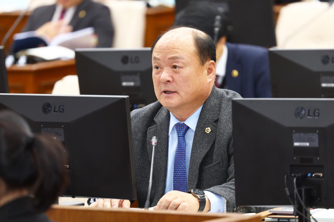 '제342회 제2차 예산결산특별위원회' 게시글의 사진(9) '2025-12-02 제342회 제2차 예산결산특별위원회 (9).jpg'