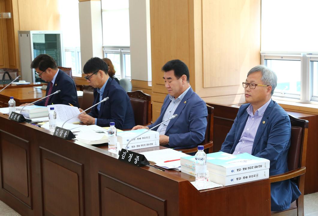 '제282회 제5차 농림수산위원회' 게시글의 사진(7) '2019-06-13 제282회 제5차 농림수산위원회 (7).jpg'