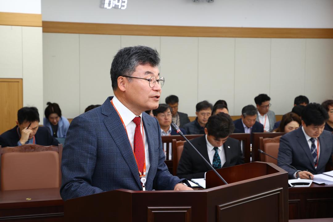 '2025년도 안전건설위원회 행정사무감사(재난안전실)' 게시글의 사진(5) '2025-11-10 2025년도 안전건설위원회 행정사무감사(재난안전실) (5).jpg'