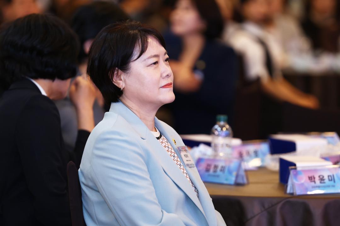 '2026 강원여성발전포럼' 게시글의 사진(14) '2026-09-28 2026 강원여성발전포럼 (13).jpg'
