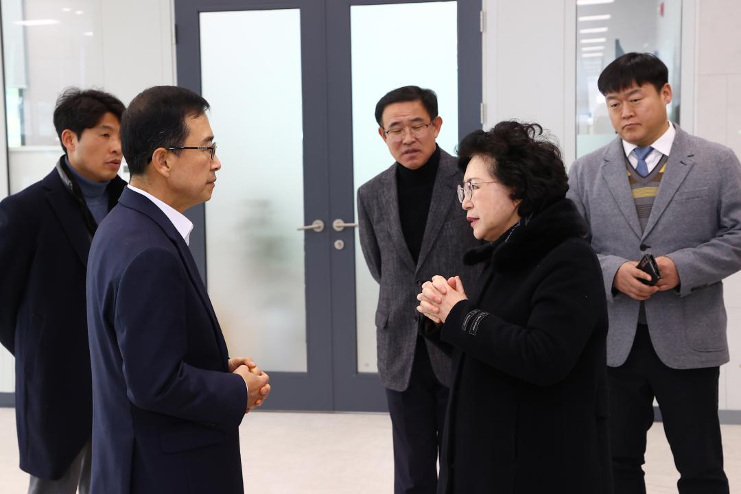 '제335회 교육위원회 학교현장 방문' 게시글의 사진(21) '2025-03-06 제335회 교육위원회 학교현장 방문 (22).jpg'