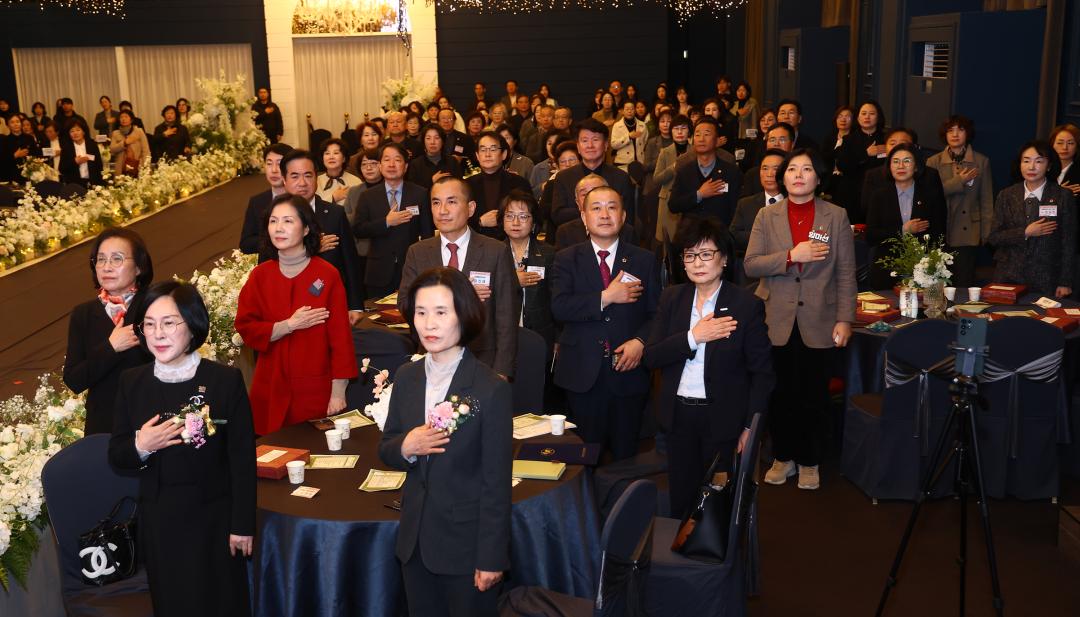 '강원특별자치도여성단체협의회 회장이취임식' 게시글의 사진(10) '2026-02-23 강원특별자치도여성단체협의회 회장이취임식 (10).jpg'