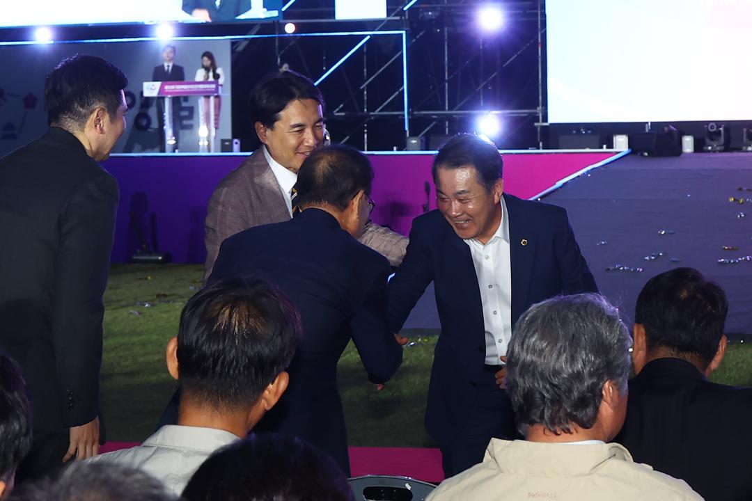 '제33회 강원특별자치도민생활체육대회 개회식' 게시글의 사진(105) '2025-09-26 제33회 강원특별자치도민생활체육대회 개회식 (108).jpg'