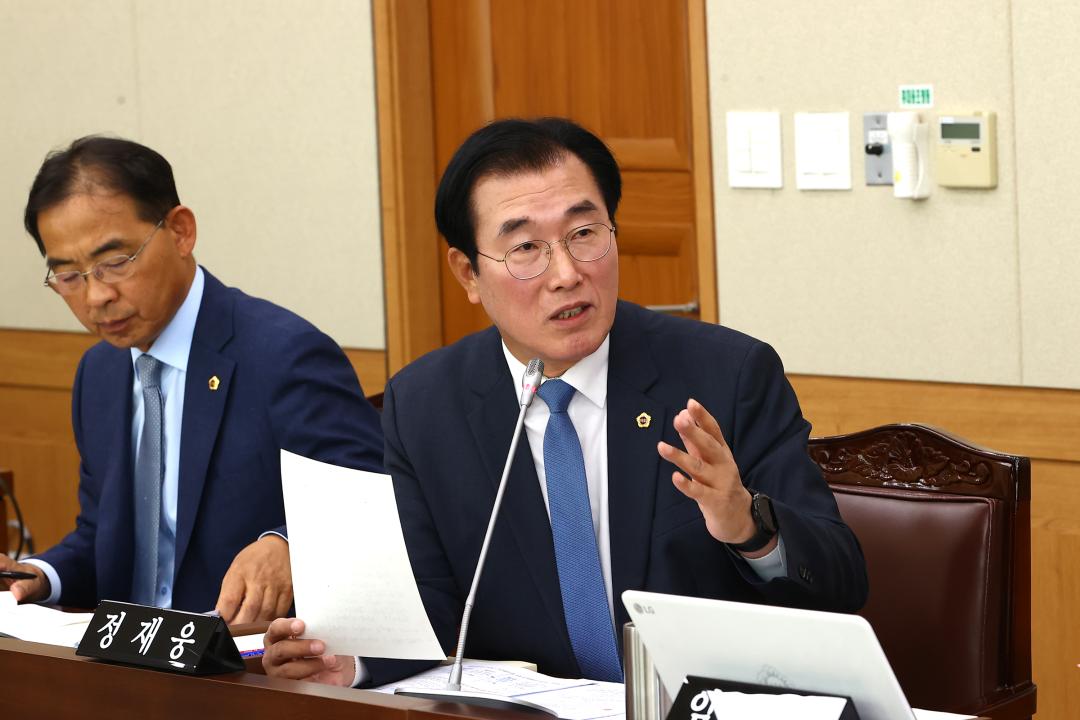 '2024-11-07 2024년도 경제산업위원회 행정사무감사(산업국)' 게시글의 사진(19) '2024-11-07 2024년도 경제산업위원회 행정사무감사(산업국) (20).jpg'