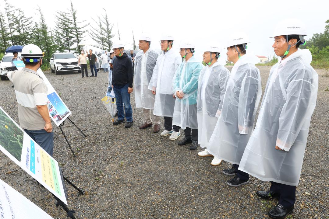 '제339회 경제산업위원회 현지시찰' 게시글의 사진(21) '2025-07-14 제339회 경제산업위원회 현지시찰(태백가덕산 풍력발전) (21).jpg'