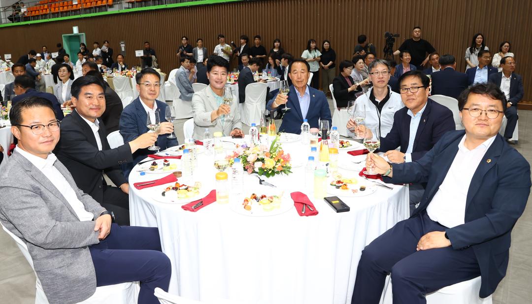 '제60회 강원특별자치도민체육대회 개막식 리셉션' 게시글의 사진(26) '2025-06-12 제60회 강원특별자치도민체육대회 개막식 리셉션 (26).jpg'