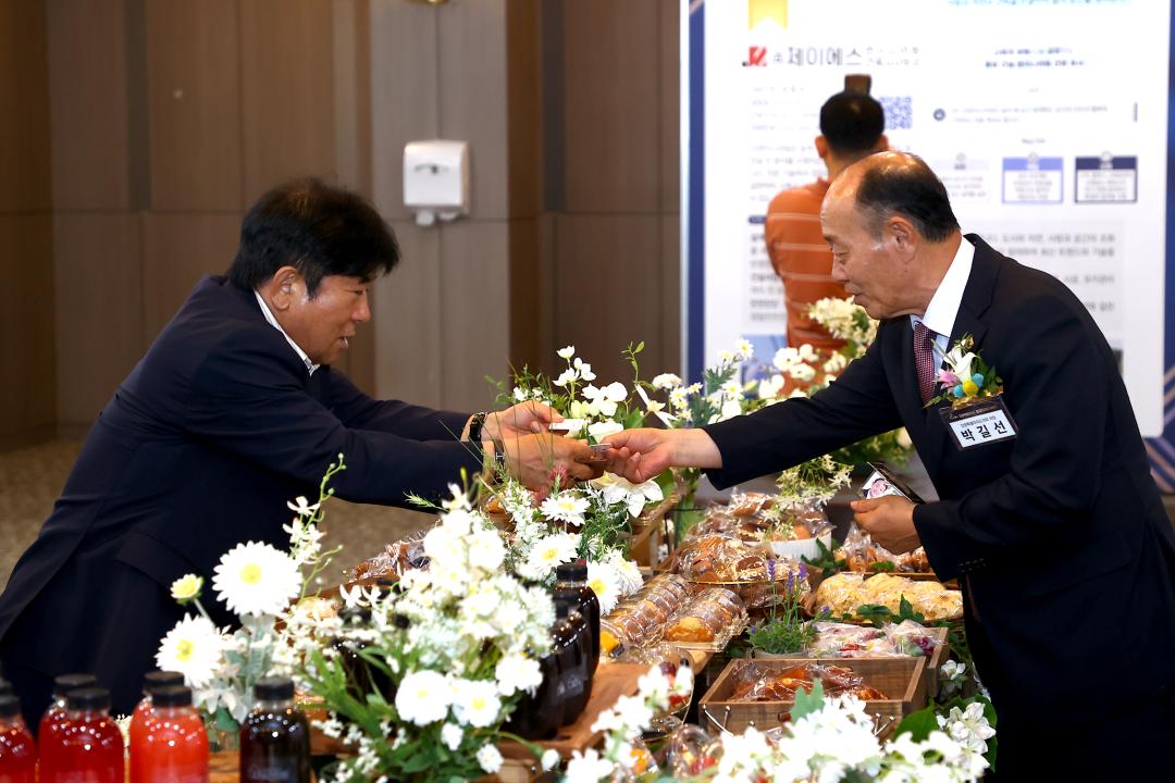 '제8회 강원특별자치도 일자리대상 시상식' 게시글의 사진(1) '2026-07-28 제8회 강원특별자치도 일자리대상 시상식 (1).jpg'