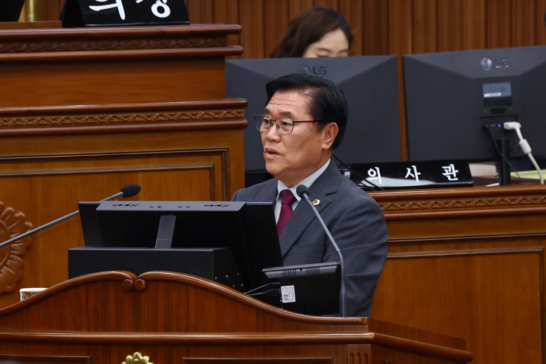 '제344회 제2차 본회의(2026년도 제1회 도정 및 교육행정에 관한 질문)' 게시글의 사진(80) '2026-04-02 제344회 제2차본회의(2026년도 제1회 도정 및 교육행정에 관한 질문) (80) 홍성기 의원.jpg'
