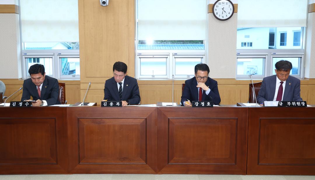 '제341회 접경지역 개발촉진지원 특별위원회' 게시글의 사진(4) '2025-10-21 제341회 접경지역 개발촉진지원 특별위원회 (4).jpg'