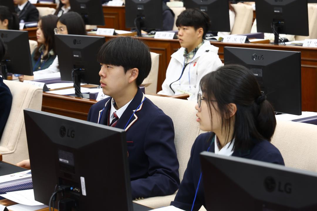 '2026 강원 청소년도의회' 게시글의 사진(161) '2026-04-10 2026 강원 청소년도의회 (161).jpg'