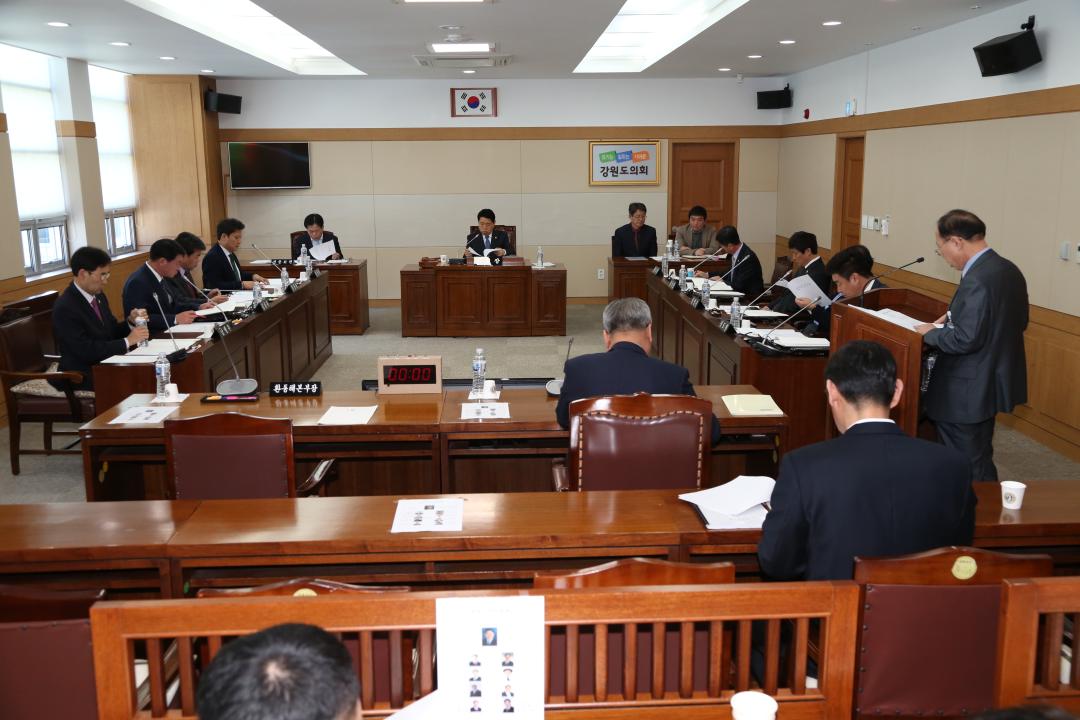 '제253회 제2차 농림수산위원회' 게시글의 사진(2) '2016-03-09 제253회 제2차 농림수산위원회 (2).JPG'