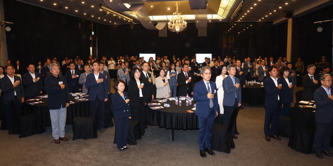 '강원아이로(AI-ro) 론칭데이' 게시글의 사진(4) '2025-09-26 강원아이로(AI-ro) 론칭데이 (4).jpg'