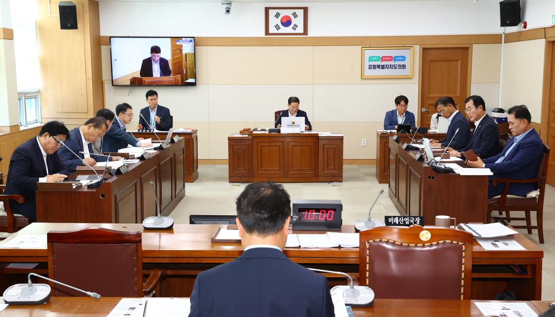 '제339회 제3차 경제산업위원회' 게시글의 사진(17) '2025-07-11 제339회 제3차 경제산업위원회 (17).jpg'