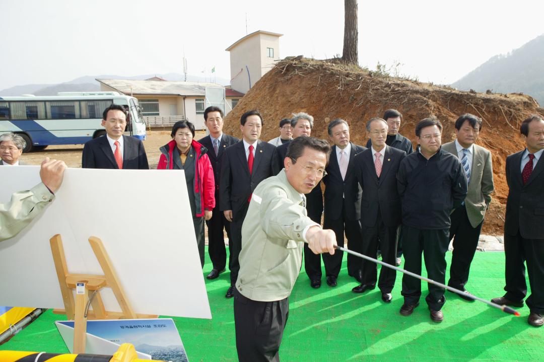 '동계올림픽 관련시설 준비상황 현지확인' 게시글의 사진(11) '2006-11-21 동계올림픽 관련시설 준비상황 현지확인 (11).jpg'