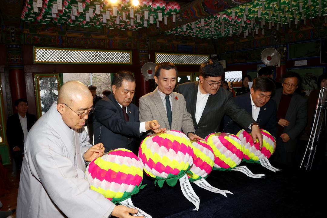 '전통사찰(제49호)지정 감로사 방문' 게시글의 사진(4) '2026-04-01 전통사찰(제49호)지정 감로사 방문 (4).jpg'