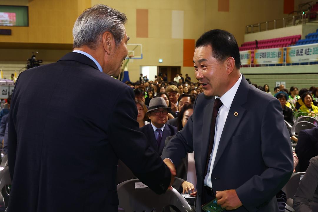 '제24회 강원특별자치도 사회복지사 대회' 게시글의 사진(4) '2025-09-30 제24회 강원특별자치도 사회복지사 대회 (4).jpg'