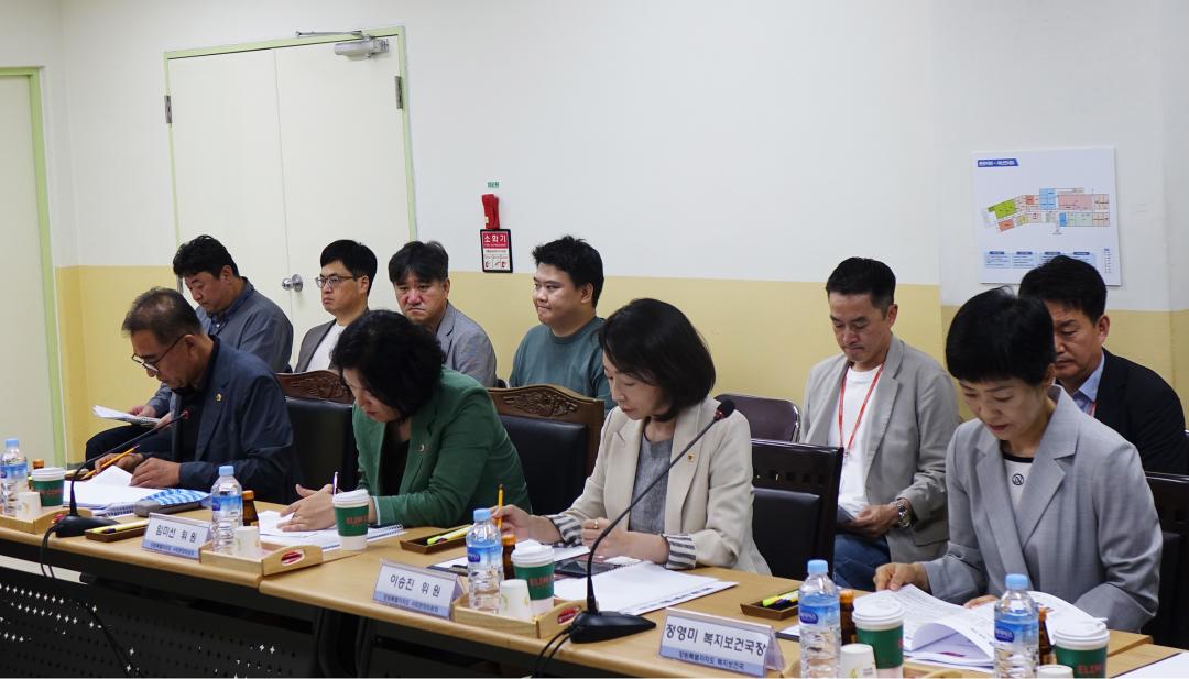 '제339회 사회문화위원회 현지시찰' 게시글의 사진(5) '2025-07-15 제339회 사회문화위원회 현지시찰(속초의료원) (5).jpg'