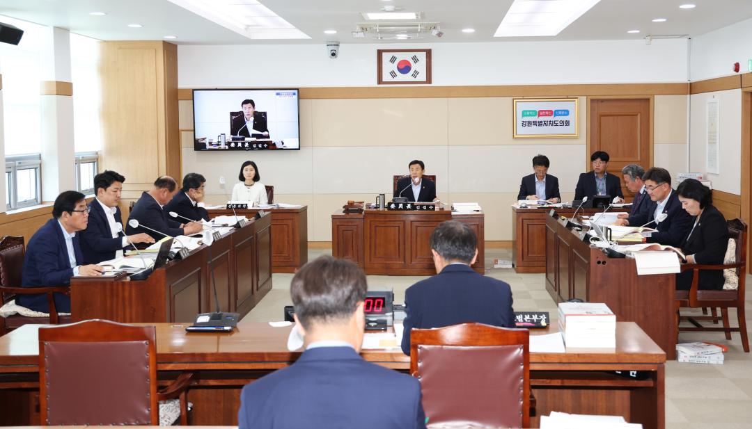 '제329회 제1차 기획행정위원회' 게시글의 사진(7) '2024-06-10 제329회 제1차 기획행정위원회 (7).jpg'