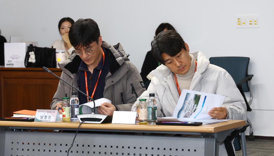 '시멘트 공장지역 상생방안 연구회 특강' 게시글의 사진(14) '2025-12-02 시멘트 공장지역 상생방안 연구회 특강 (14).jpg'