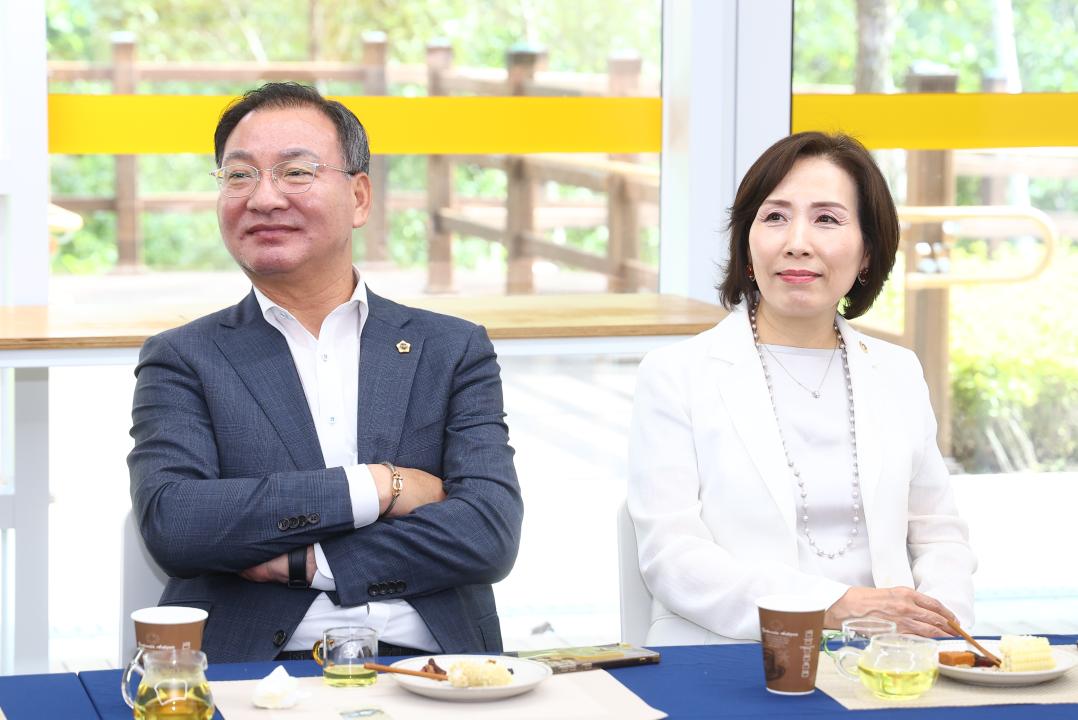 '대한민국시도의회운영위원장협의회 제11대 전반기 제9차 정기회' 게시글의 사진(27) '2025-08-21 대한민국시도의회운영위원장협의회 제11대 전반기 제9차 정기회 (27).jpg'