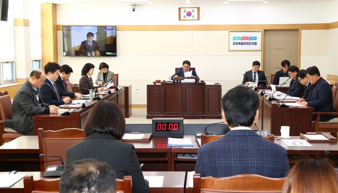 '제334회 제1차 안전건설위원회' 게시글의 사진(2) '2025-02-05 제334회 제1차 안전건설위원회 (2).jpg'