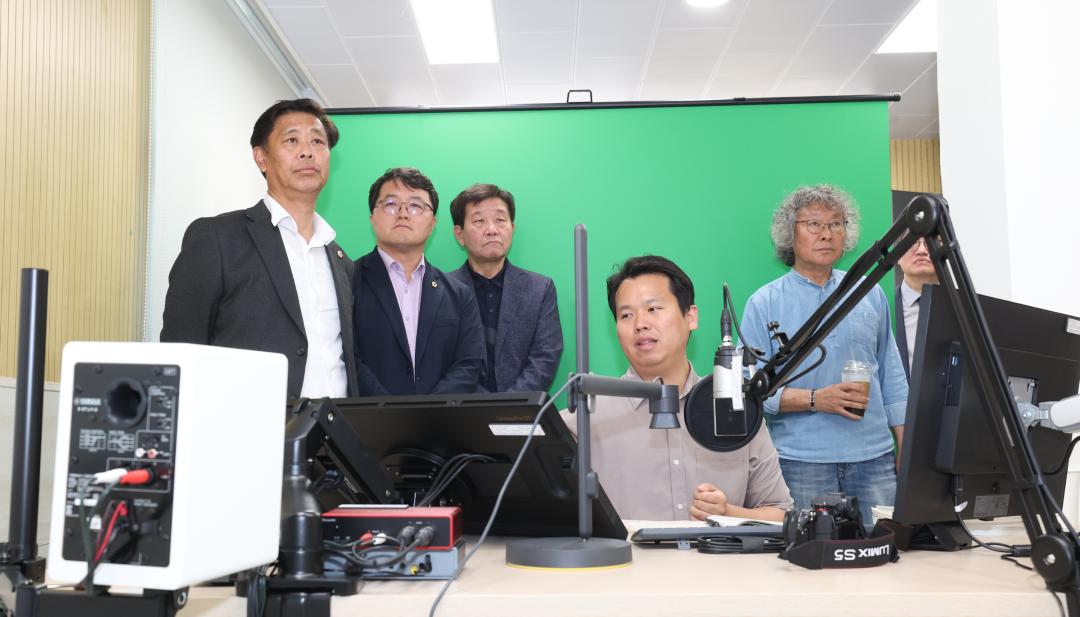 '2024회계년도 결산검사위원 현지방문(교육연수원 횡성분원, 강원온라인학교)' 게시글의 사진(23) '2025-04-30 2024회계년도 결산검사위원회 현지방문 (25).jpg'