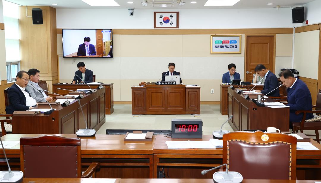 '제346회 제1차 경제산업위원회' 게시글의 사진(2) '2026-06-10 제346회 제1차 경제산업위원회 (2).jpg'