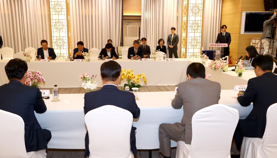 '대한민국시도의회의장협의회 제5차 임시회' 게시글의 사진(19) '2025-09-23 대한민국시도의회의장협의회 제5차 임시회 (19).jpg'