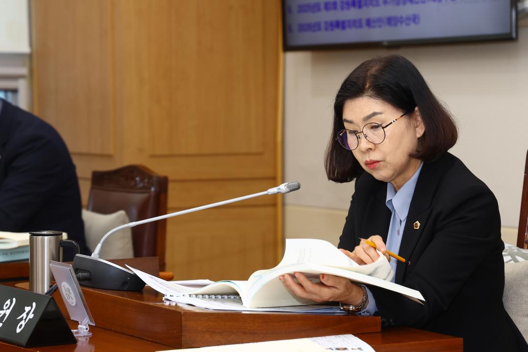 '제342회 제5차 농림수산위원회' 게시글의 사진(7) '2025-11-25 제342회 제5차 농림수산위원회 (7).jpg'