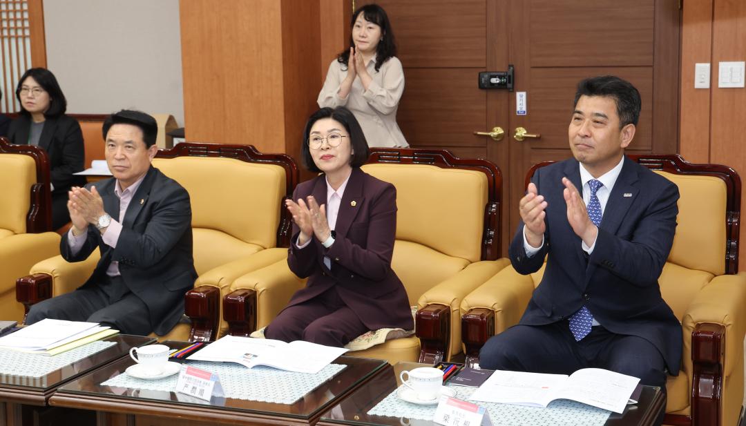 '지린성 인민대표대회 방문단 내방' 게시글의 사진(25) '2025-04-24 지린성 인민대표대회 방문단 내방 (26).jpg'