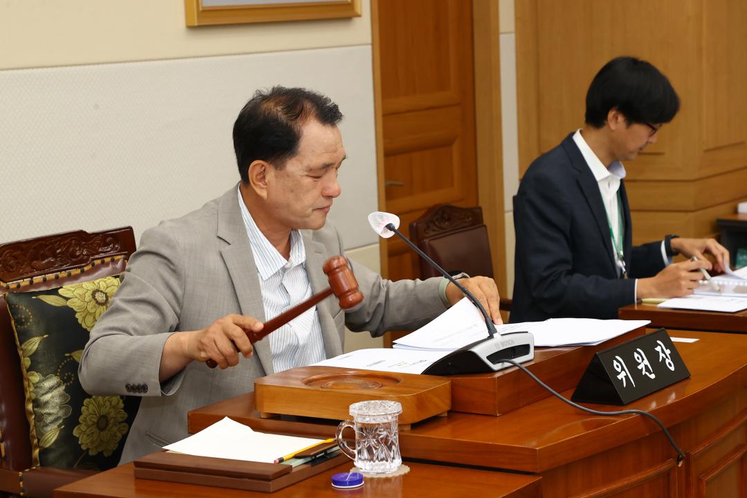 '제338회 제1차 의회운영위원회' 게시글의 사진(11) '2025-06-05 제338회 제1차 의회운영위원회 (11).jpg'